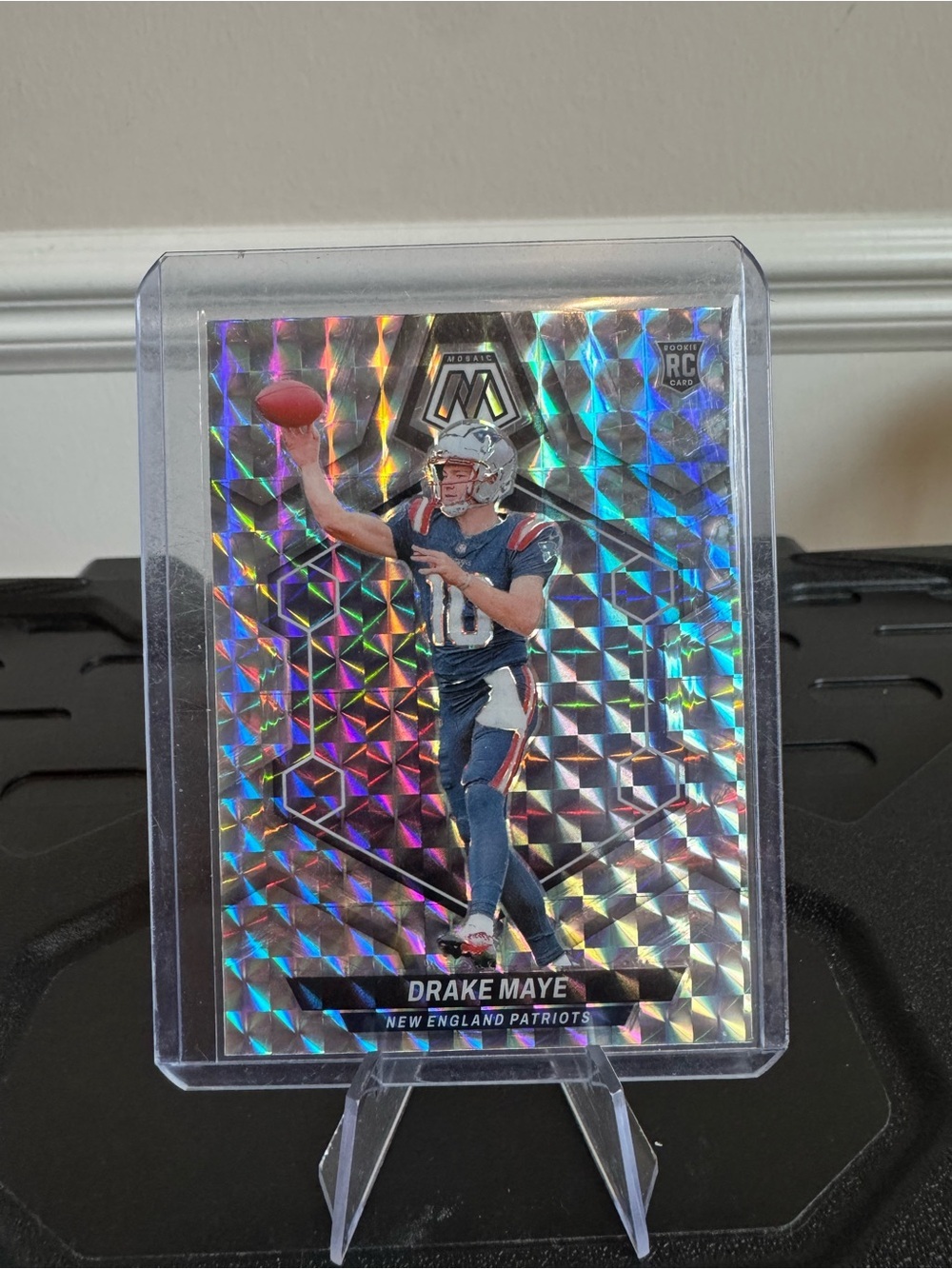 🔥 2024 Drake Maye Panini Mosaic Silver Prizm Rookie Card. New England Patriots
